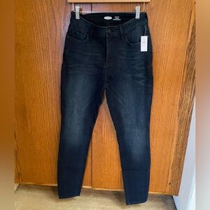 Rockstar Super Skinny High Rise, dark wash, size 6
